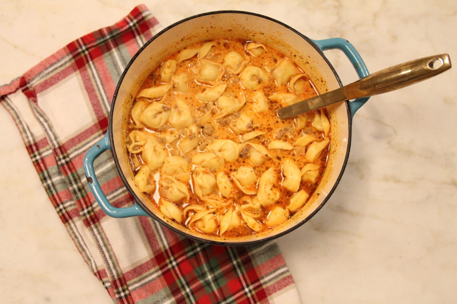 Creamy Lasagna Cheese Tortellini Soup Hanging with the Hewitts by